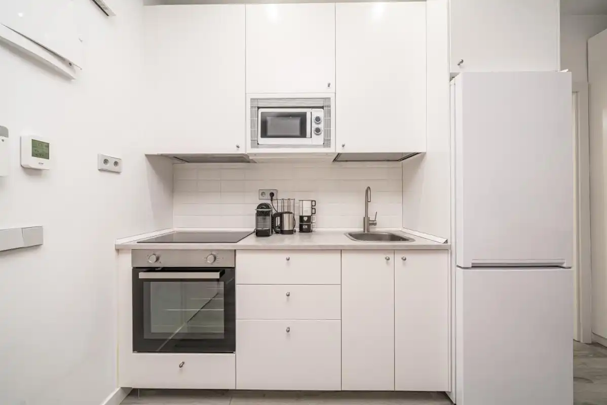 Cuina de Planta baixa en venda en Madrid amb Aire condicionat, Calefacció i Moblat