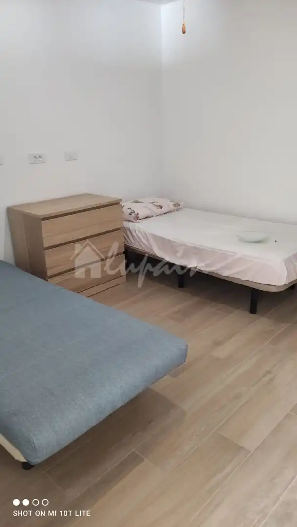Habitación de Apartamento en venta en Arona
