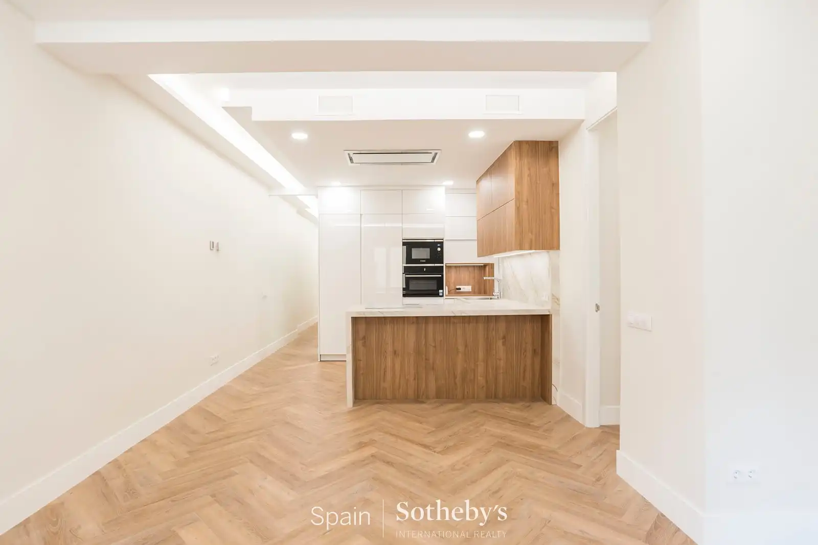 Cocina de Apartamento en venta en Madrid con Aire acondicionado, Calefacción y Trastero