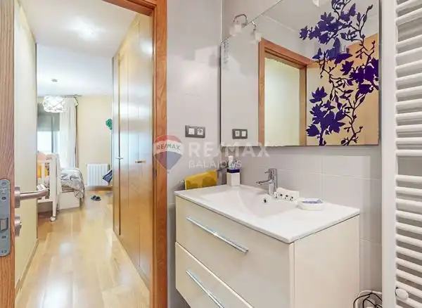 Baño de Piso en venta en Vigo  con Calefacción y Trastero