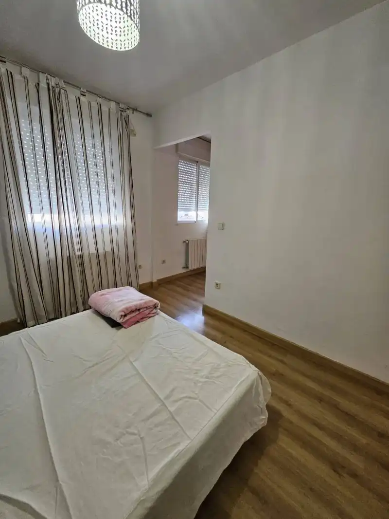 Dormitori de Casa o xalet de lloguer en Cáceres amb Aire condicionat, Calefacció i Parquet