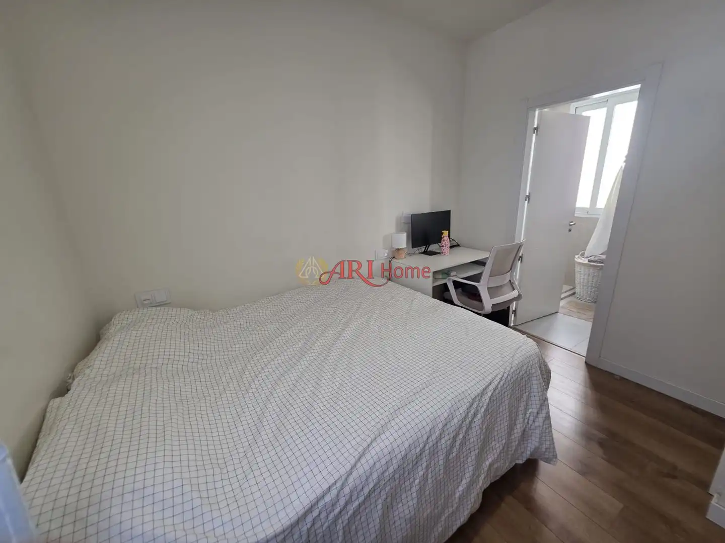 Bedroom of Flat for rent in Madrid  with Air Conditioner, Heating and Furnished