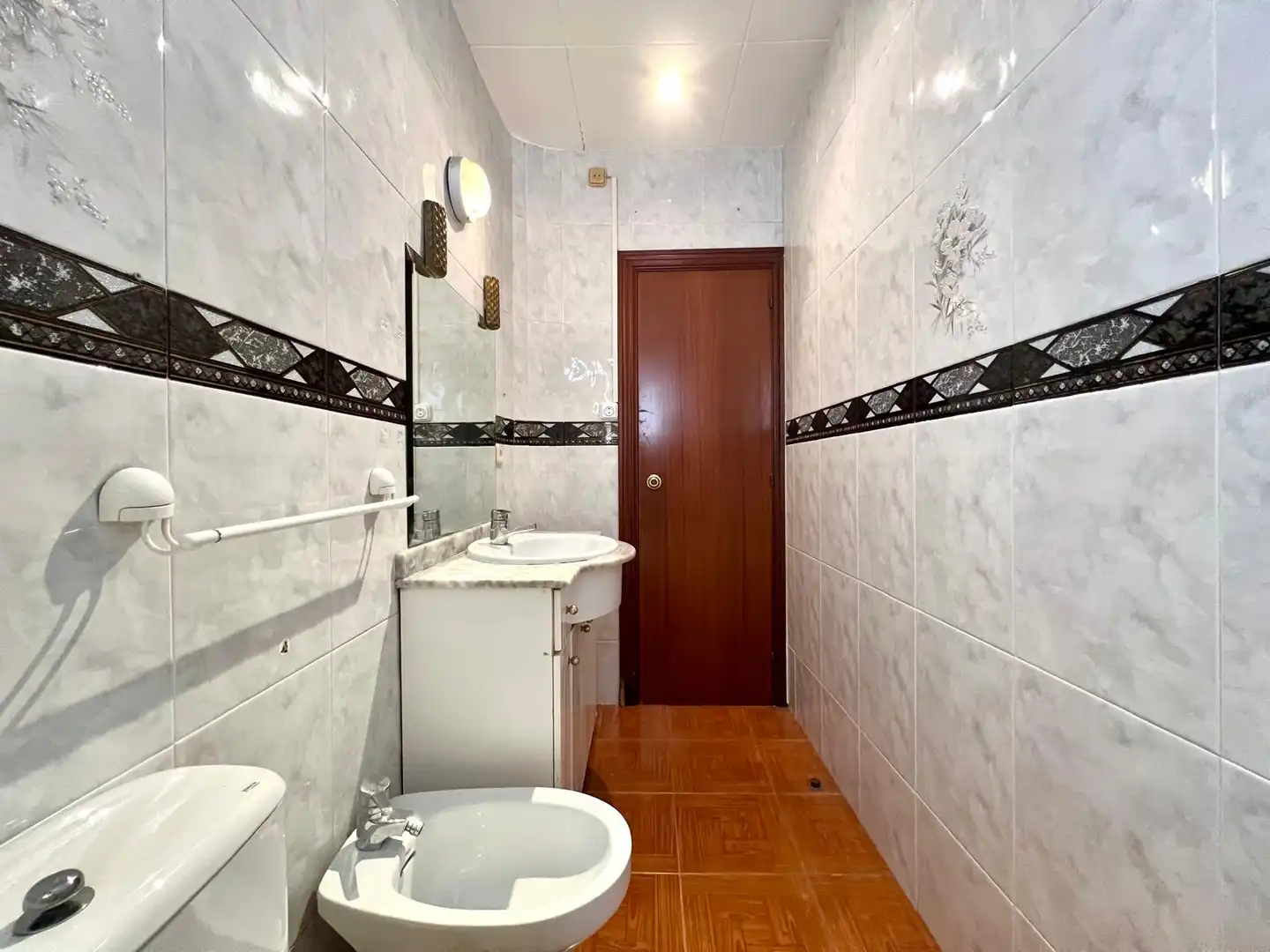 Bathroom of Flat for sale in Barcelona  with Alarm