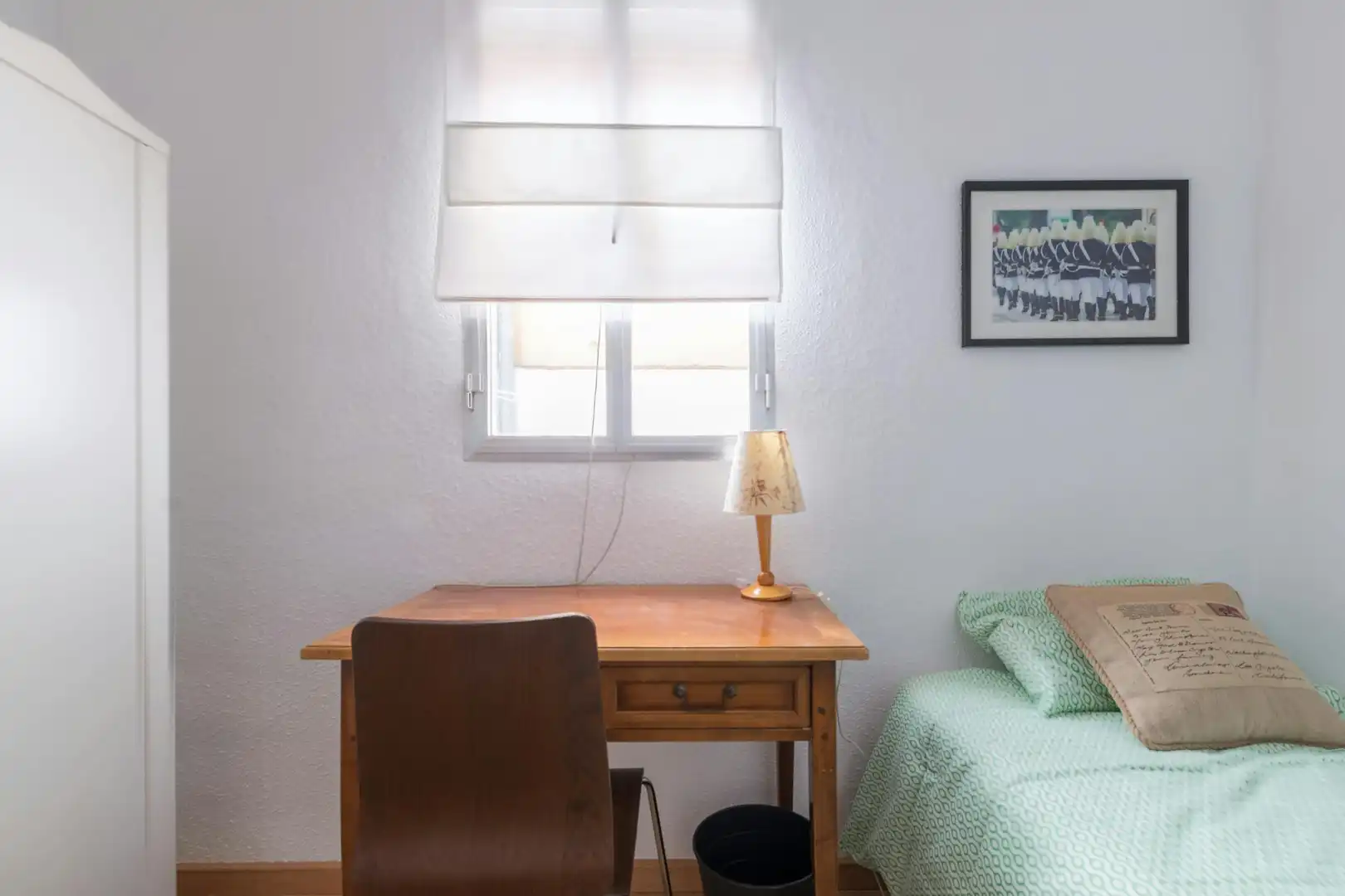 Habitación de Piso de alquiler en Madrid con Calefacción, Amueblado y Lavadora
