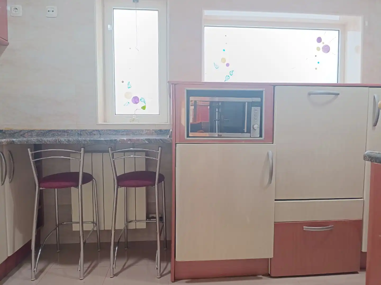 Cuina de Casa o xalet en venda en Burgos Capital amb Terrassa