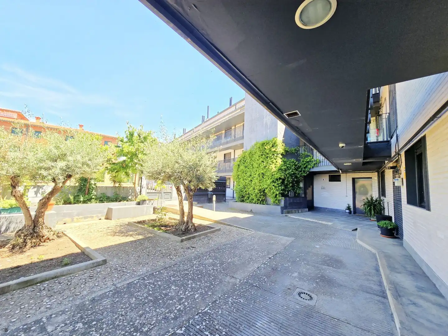 Vista exterior de Piso en venta en Mondéjar con Calefacción