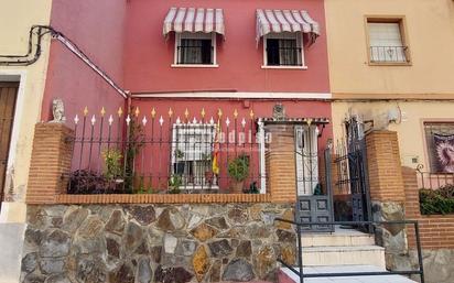Exterior view of House or chalet for sale in Talavera de la Reina  with Air Conditioner and Terrace