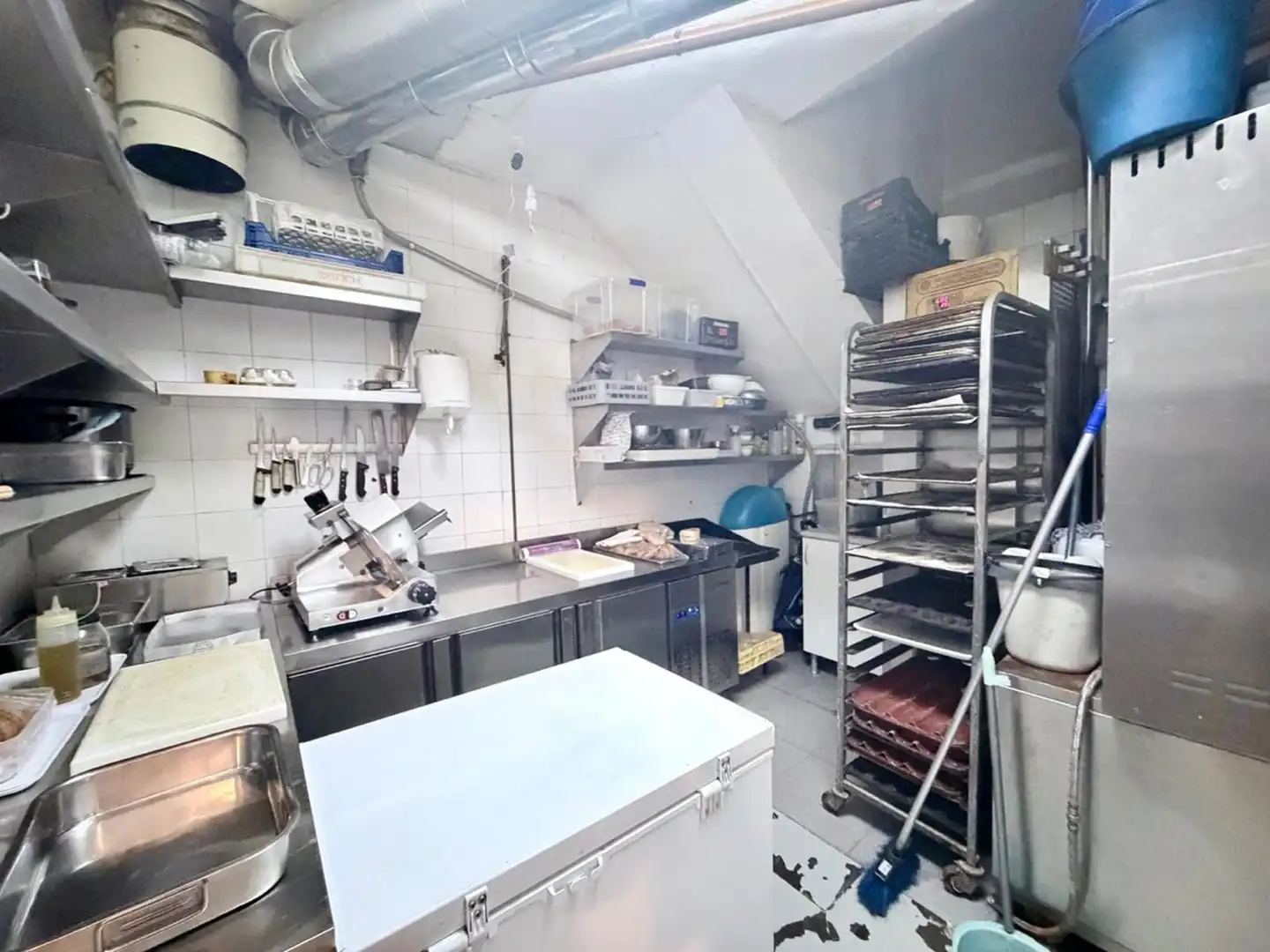 Cocina de Local en traspaso en Barcelona con Aire acondicionado, Amueblado y Internet