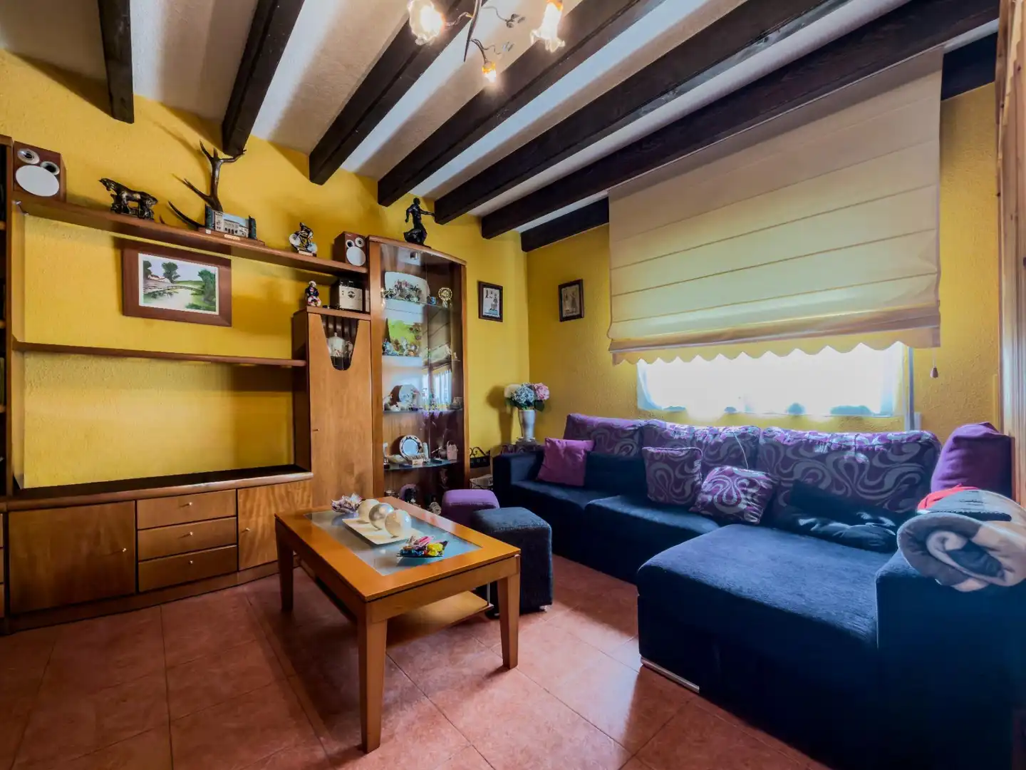 Sala d'estar de Casa adosada en venda en Villafufre amb Calefacció i Jardí privat