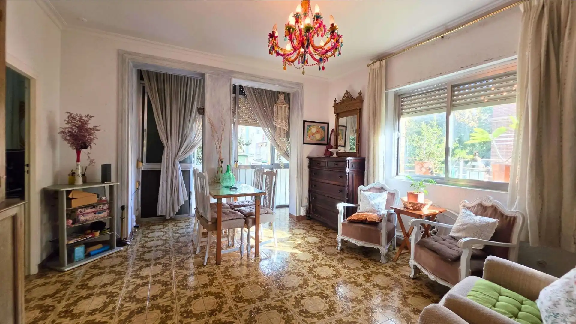 Wohnzimmer von Wohnung zum Verkauf in  Almería Capital mit Klimaanlage, Privatgarten und Balkon