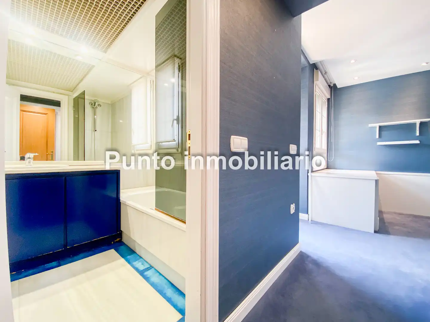 Habitación de Casa adosada de alquiler en Valladolid con Aire acondicionado, Calefacción y Jardín privado