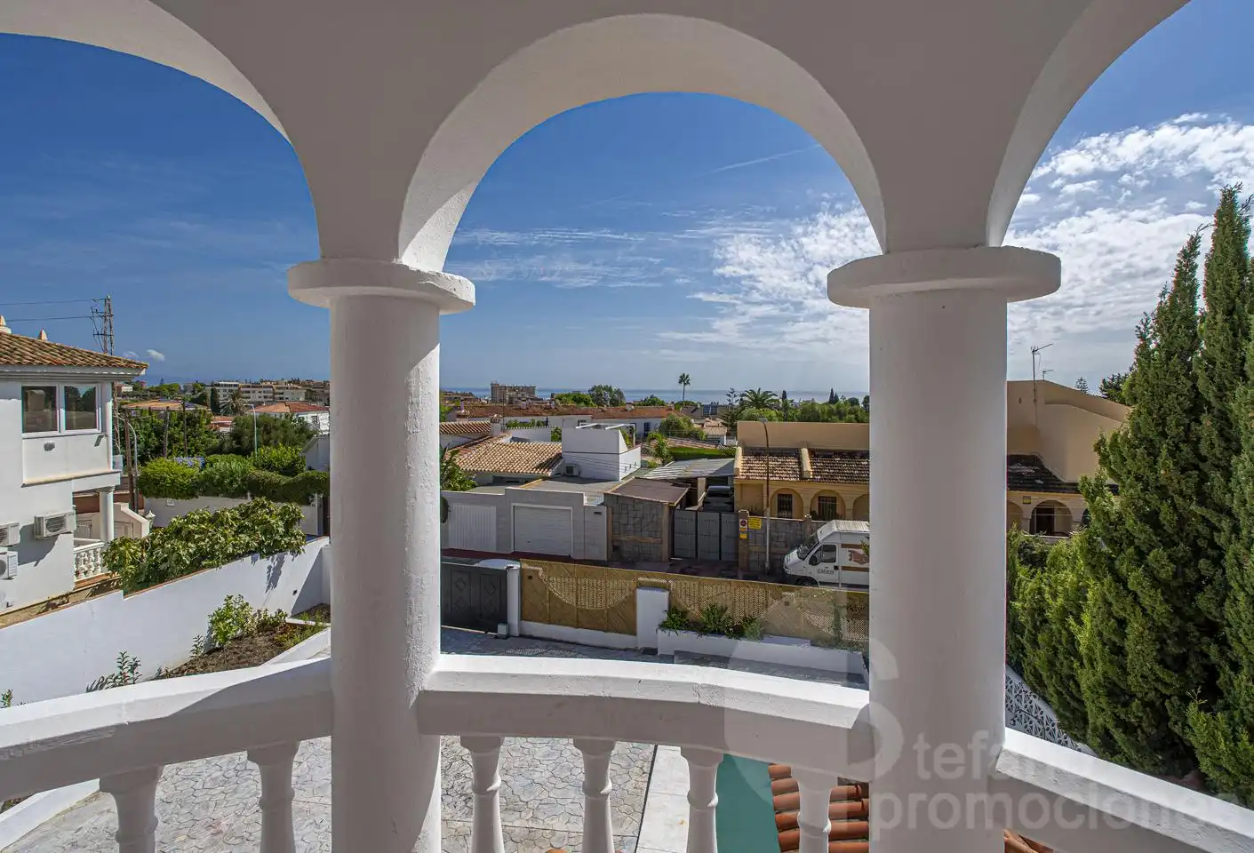 Casa con piscina en venta en Arroyo de la Miel, imagen 2