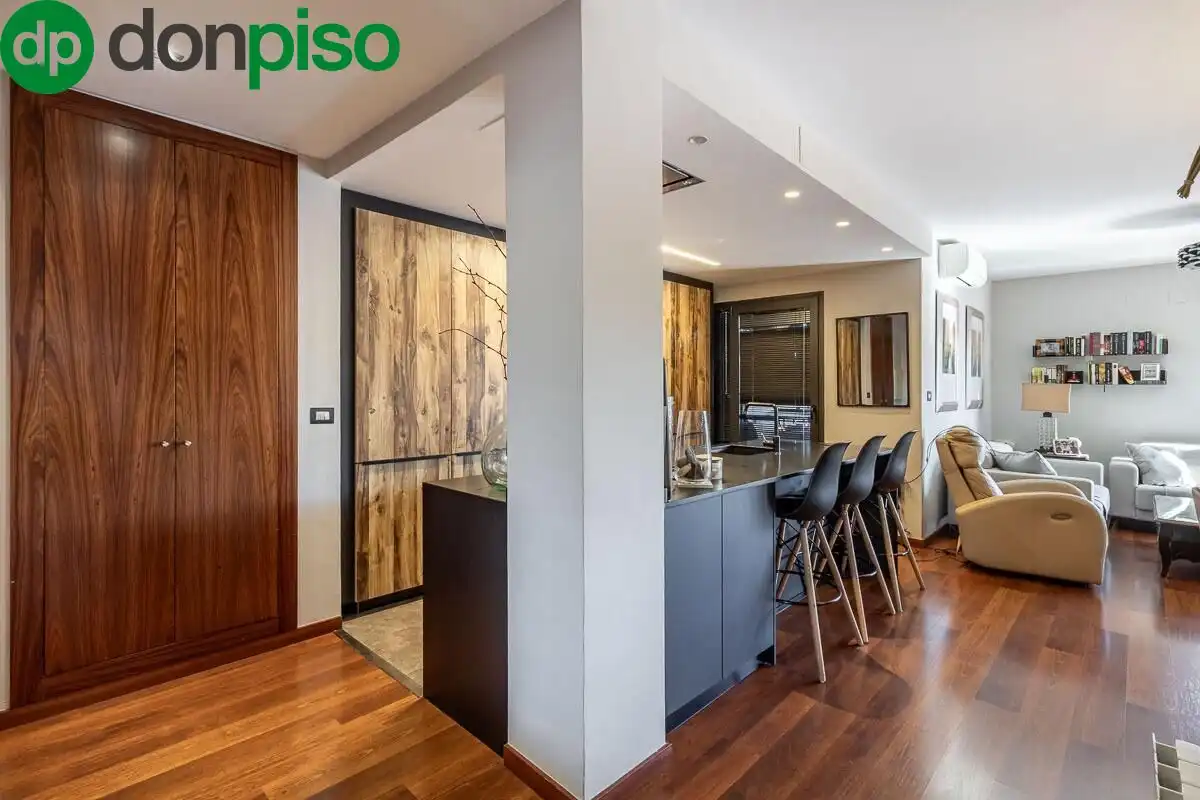Kitchen of Flat for sale in Granada  with Air Conditioner, Terrace and Community pool