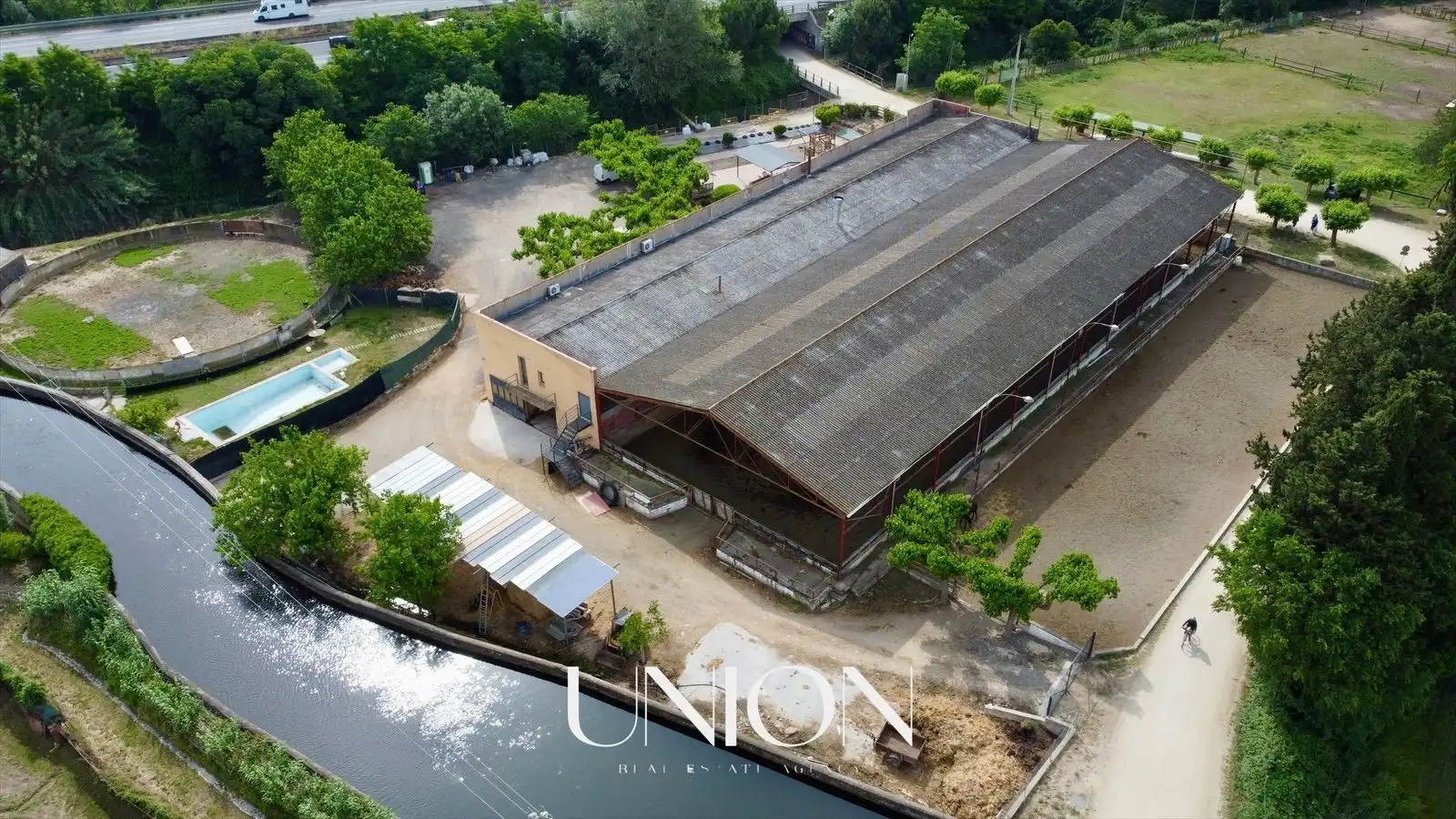 Vista exterior de Finca rústica en venta en Salt con Aire acondicionado, Calefacción y Jardín privado