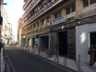 Local comercial en venda a Don Benito