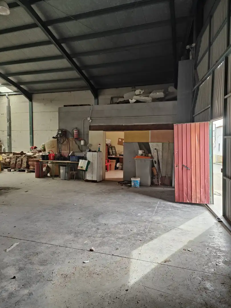 Industriegebäude zum Verkauf in Villamayor de Santiago, imagen 8