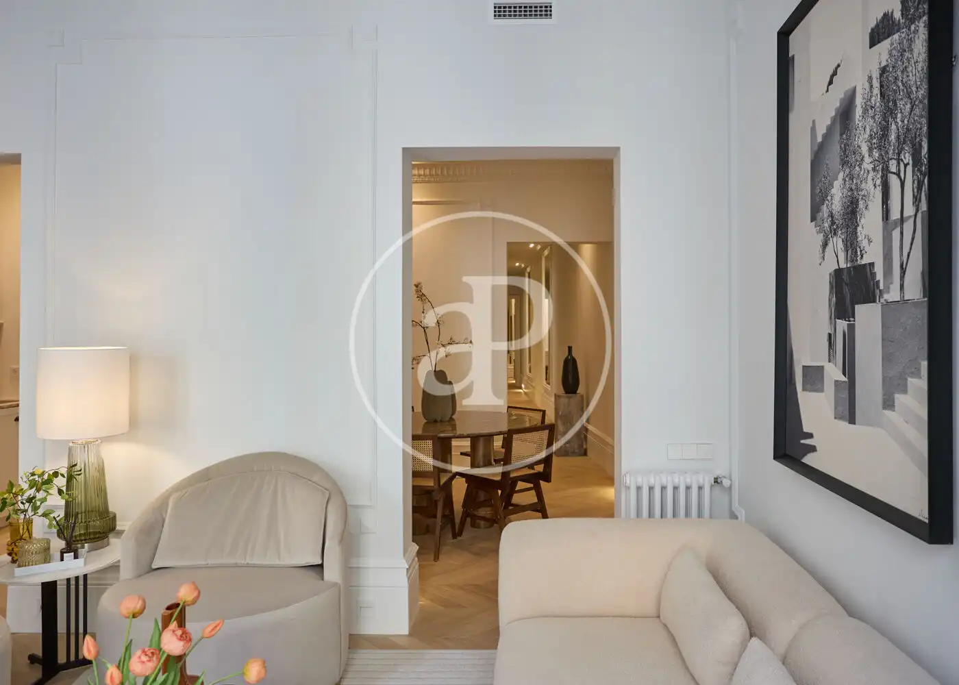 Living room of Flat for sale in Madrid  with Air Conditioner, Heating and Balcony