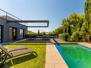 Casa con balcón en venta en Premià de Dalt