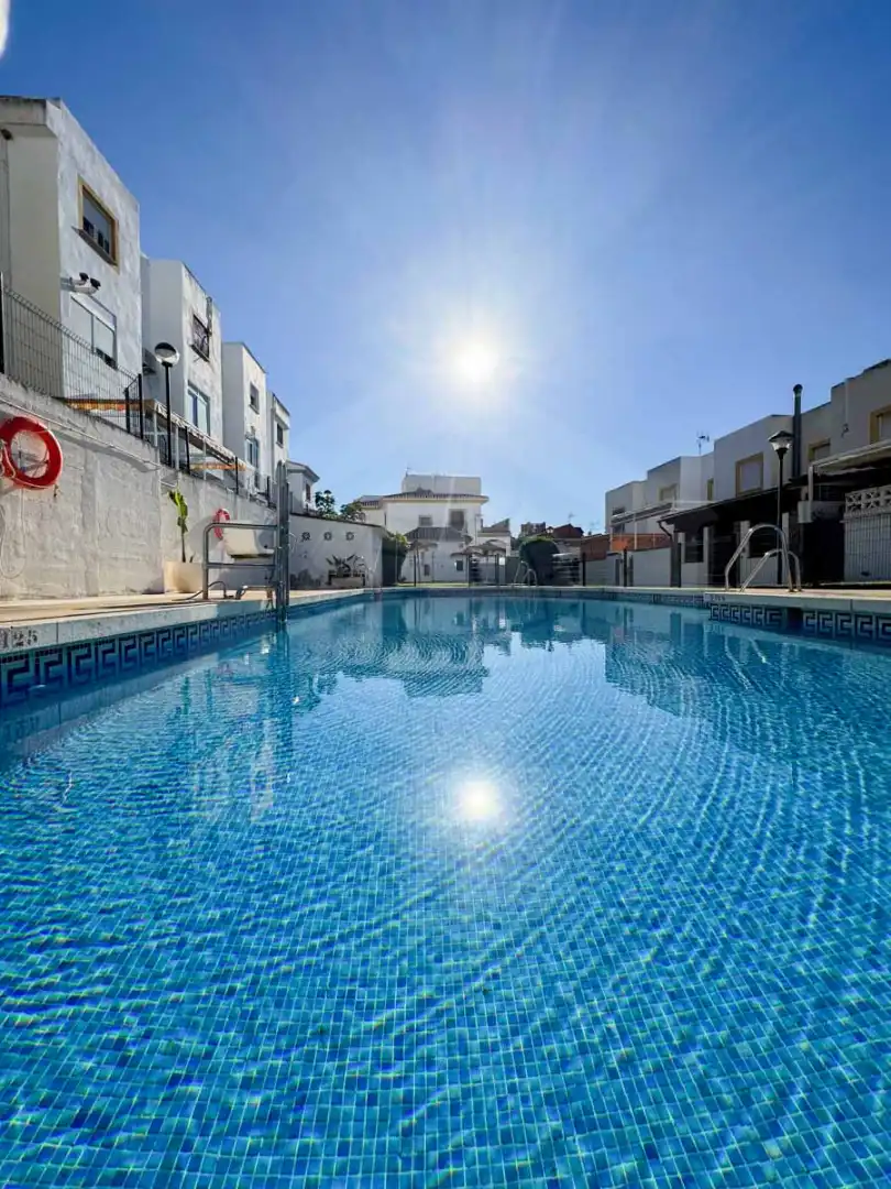 Casa a schiera con piscina in vendita a Calle Pinzon 2R