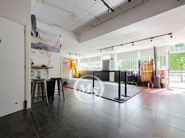 Local comercial en venta en Calle Granadilla 24