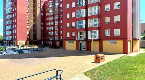 Foto 2 de Piso en venta en Alisal - San Román, Santander