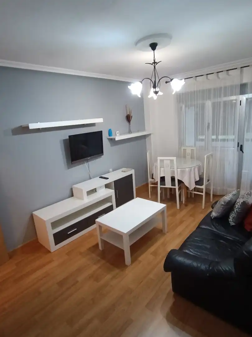 Wohnzimmer von Wohnung zur Miete in Cuenca mit Heizung, Terrasse und Möbliert