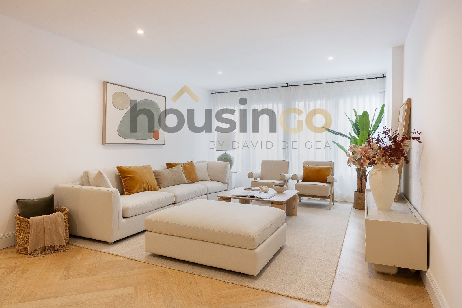 Living room of Flat for sale in  Madrid Capital  with Air Conditioner, Heating and Storage room