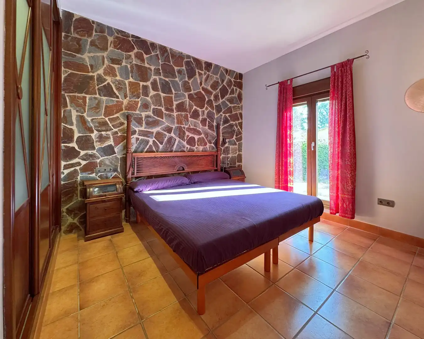 Habitación de Casa o chalet en venta en Carmona con Aire acondicionado, Calefacción y Jardín privado