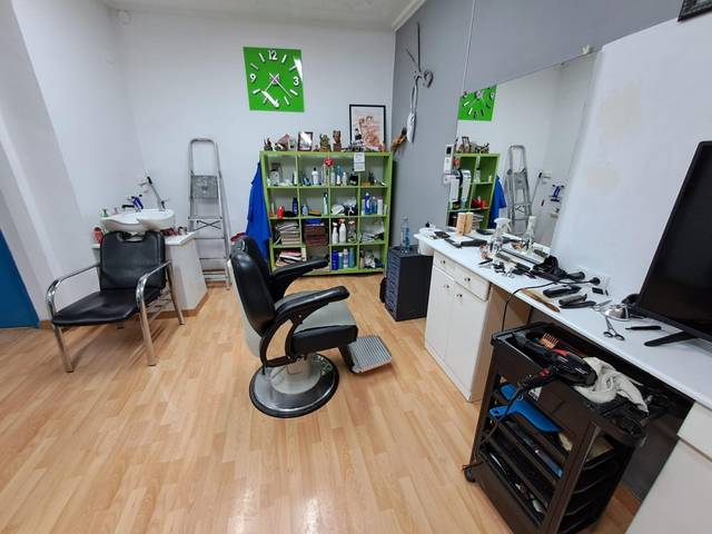 Local comercial en Alquiler en Els Merinals