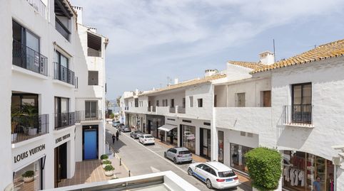 Foto 2 de Apartamento de alquiler en Calle Muelle Ribera, 56, Puerto Banús, Marbella