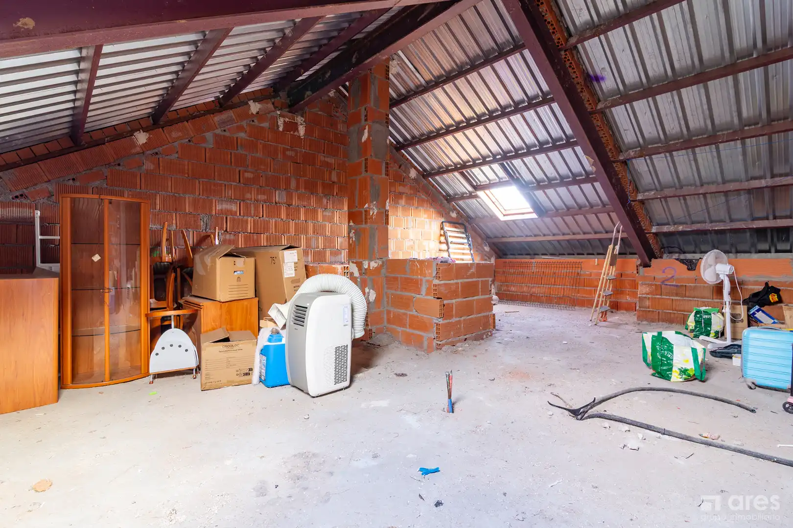Detached homes for sale in El Viso de San Juan  with Air Conditioner, Heating and Private garden