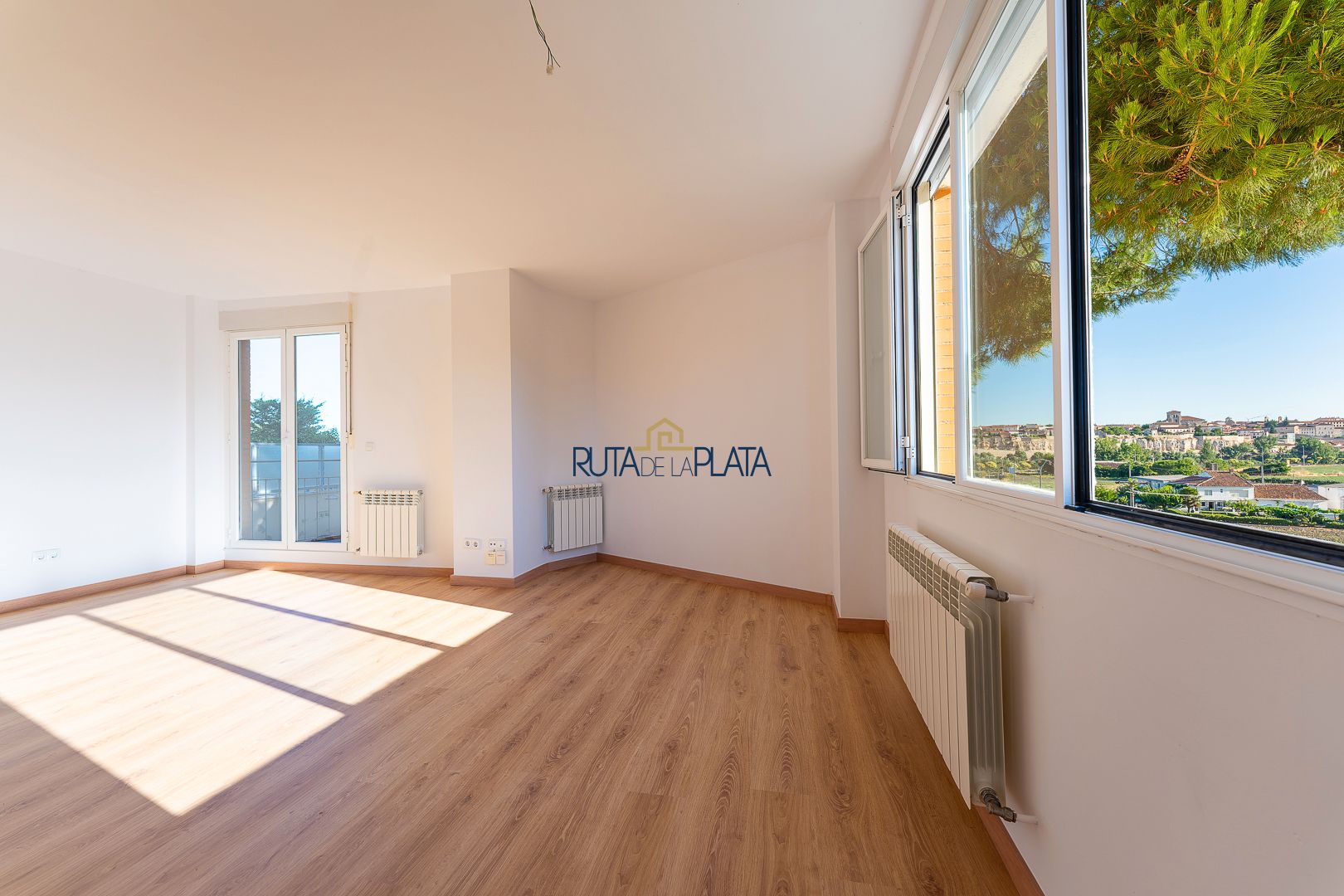 Sala d'estar de Casa o xalet en venda en Zamora Capital  amb Calefacció, Terrassa i Rentadora