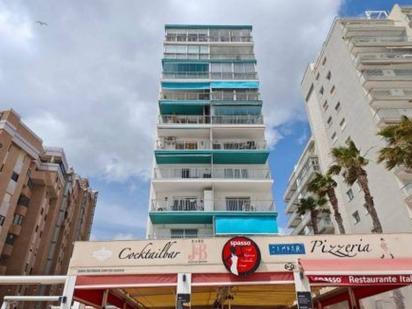 Vista exterior de Pis en venda en Calpe / Calp amb Calefacció, Piscina i Moblat