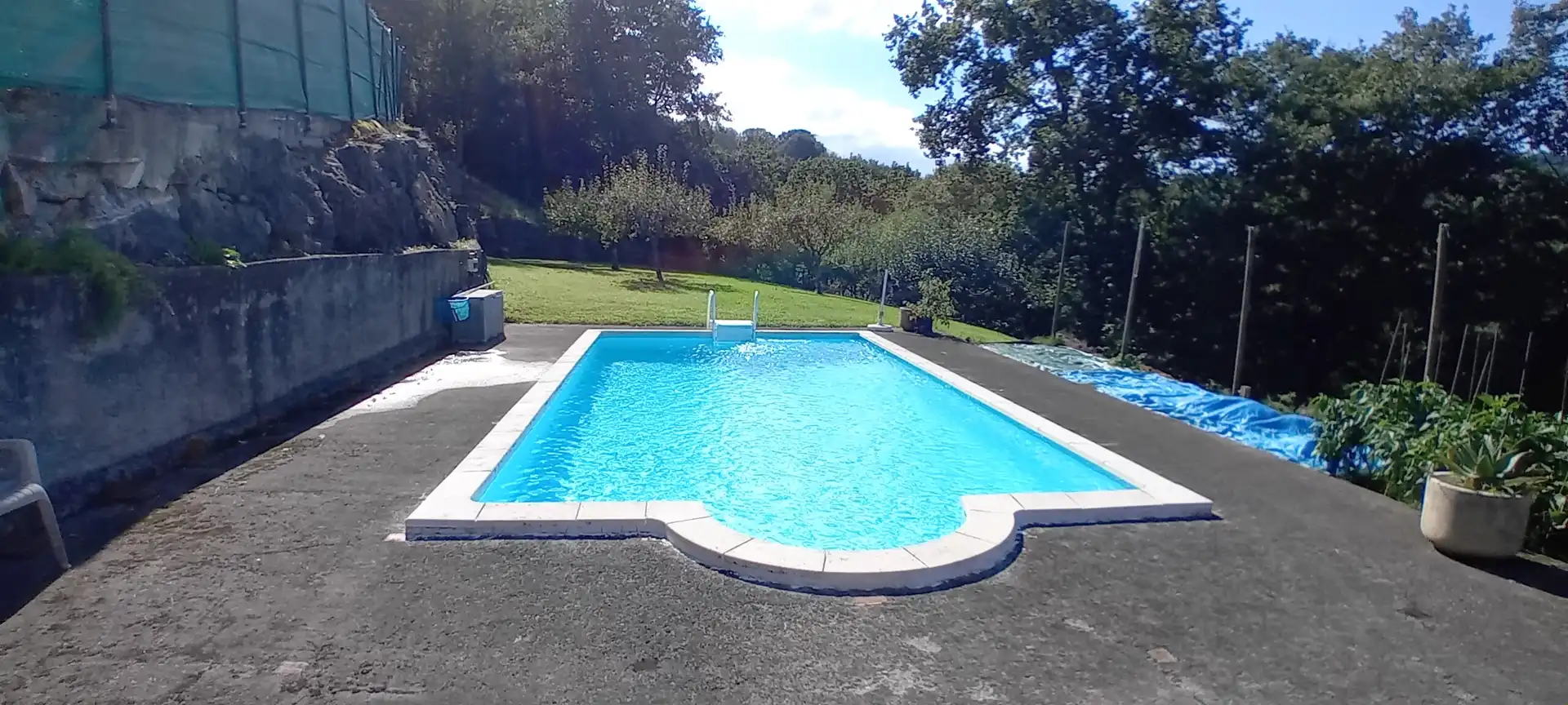 Piscina de Casa o xalet en venda en Parres amb Calefacció, Jardí privat i Parquet