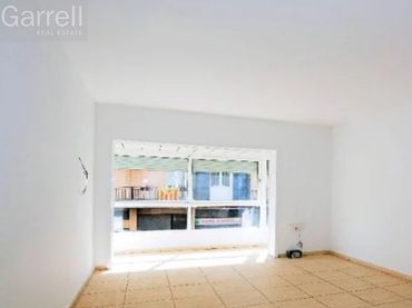 Piso en venta en CARRER D'ANSELM CLAVE 
 Es: Pl: Pt:
 VIC (BARCELONA)