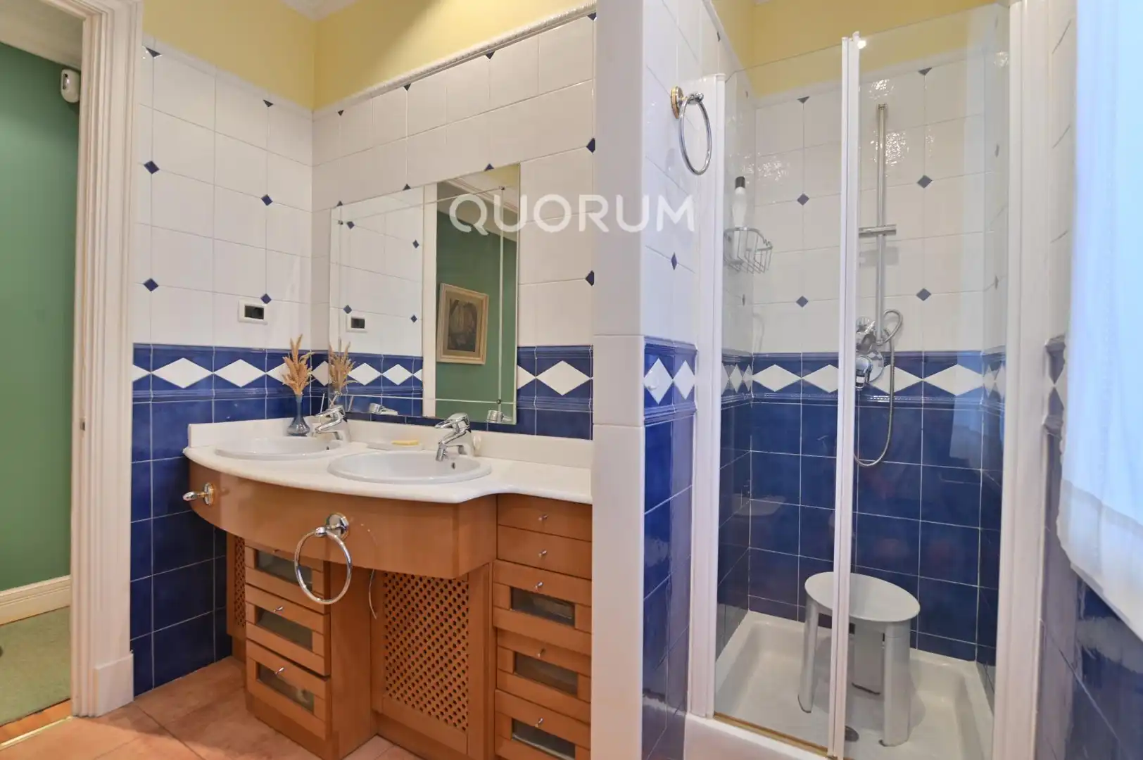 Baño de Piso en venta en Bilbao  con Calefacción y Balcón