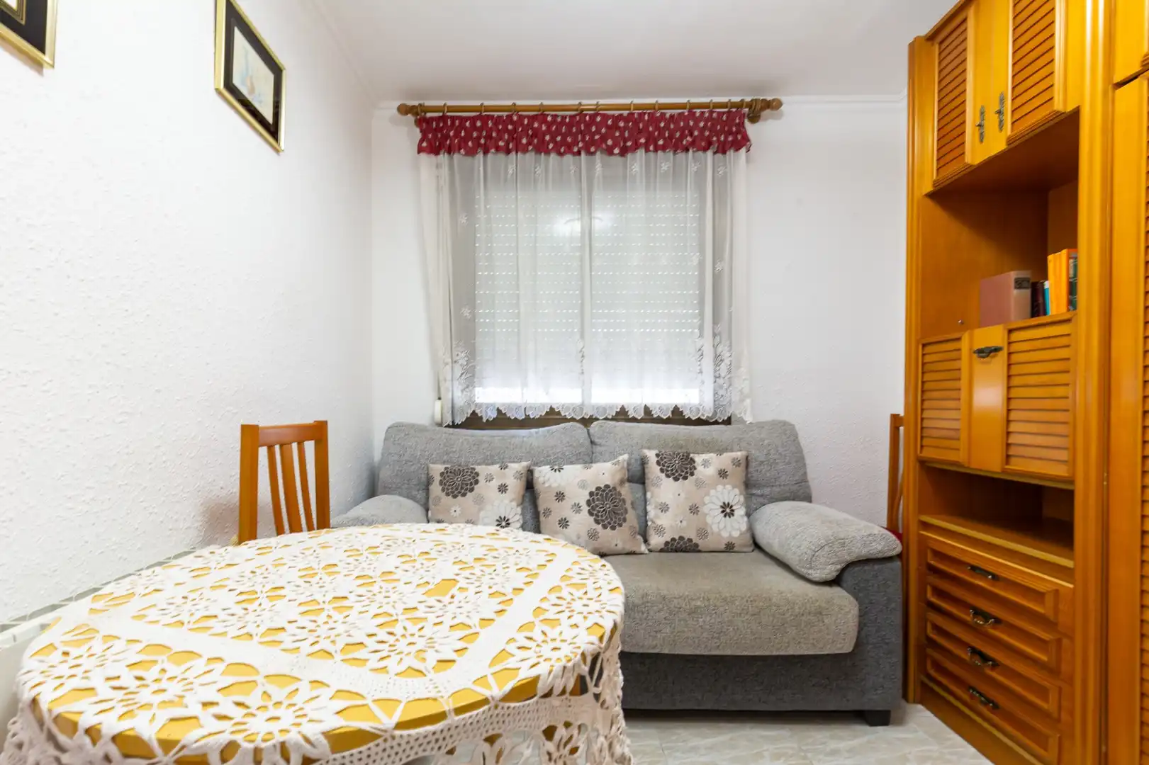 Living room of Flat for sale in Rubí  with Air Conditioner, Heating and Terrace
