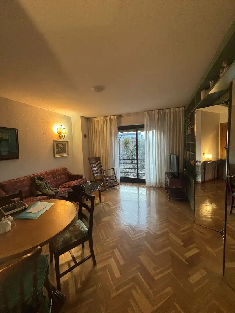 Living room of Flat for rent in Madrid  with Air Conditioner, Heating and Furnished