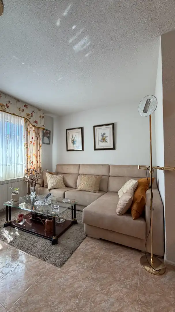 Living room of Houses for sale in Campo Real  with Air Conditioner, Heating and Private garden
