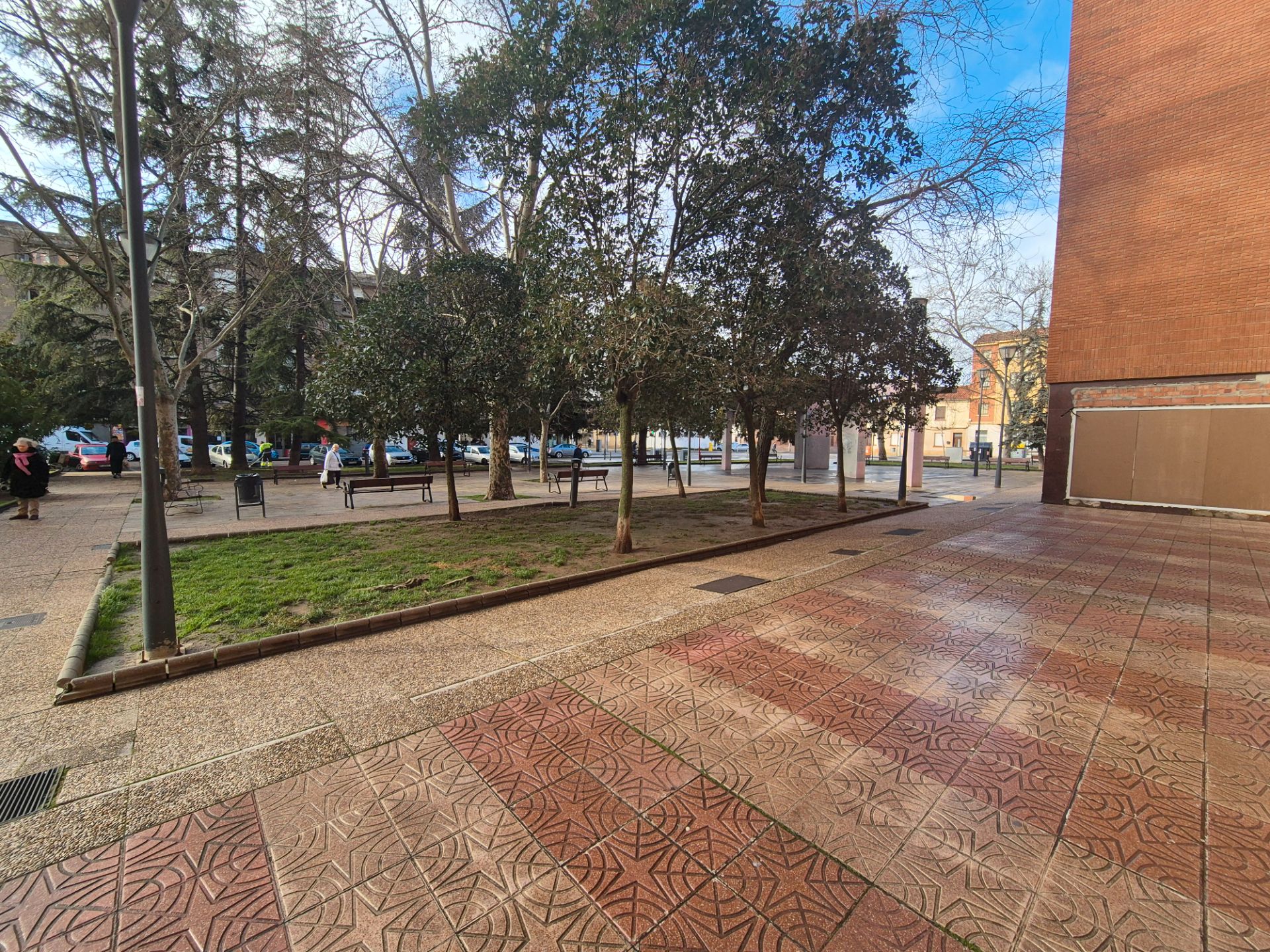 Exterior view of Flat for sale in Palencia Capital  with Heating, Parquet flooring and Oven