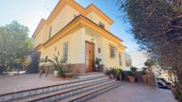 Vista exterior de Casa o xalet en venda en Antequera amb Calefacció, Jardí privat i Terrassa