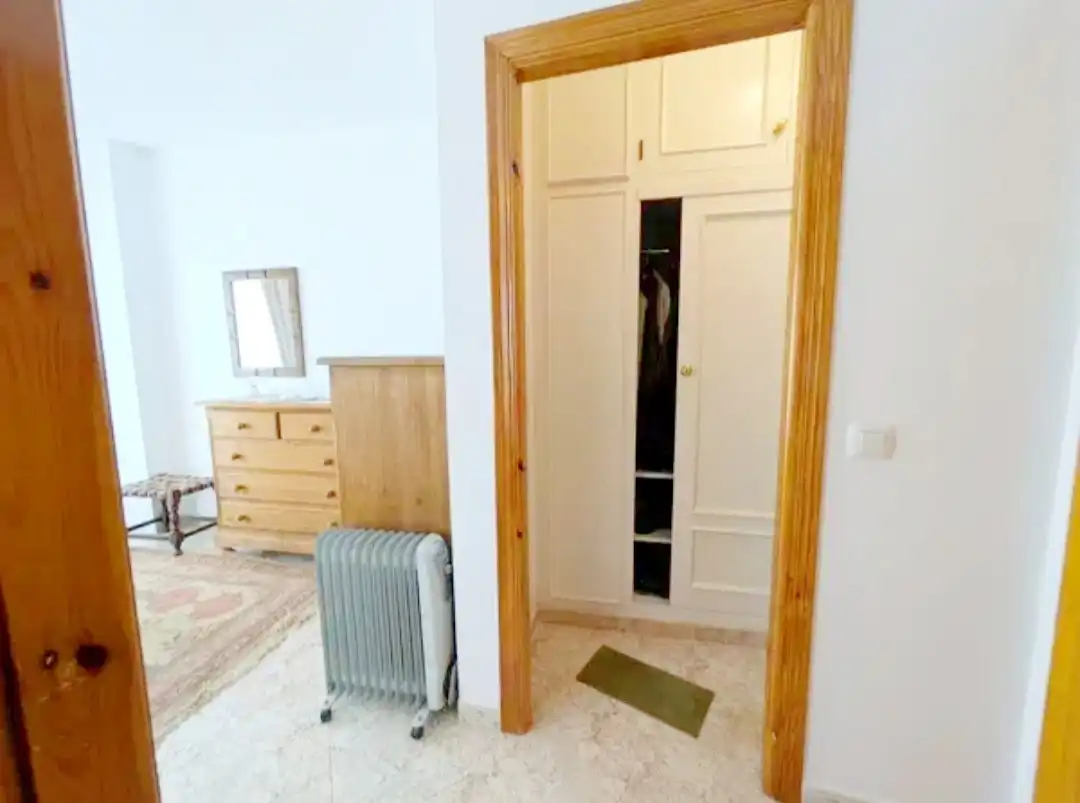 Maisonette zum Verkauf in Nerja mit Terrasse, Abstellraum und Möbliert