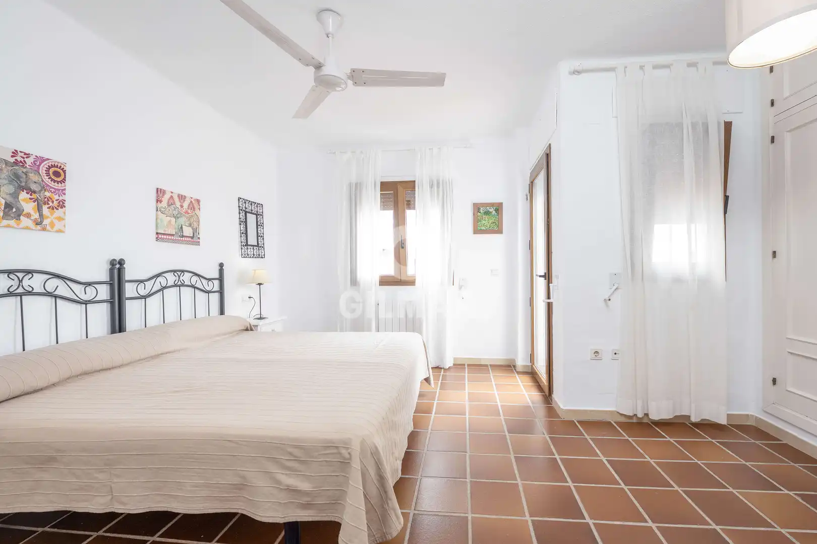 Schlafzimmer von Wohnung zum Verkauf in Zahara de los Atunes mit Heizung, Privatgarten und Schwimmbad