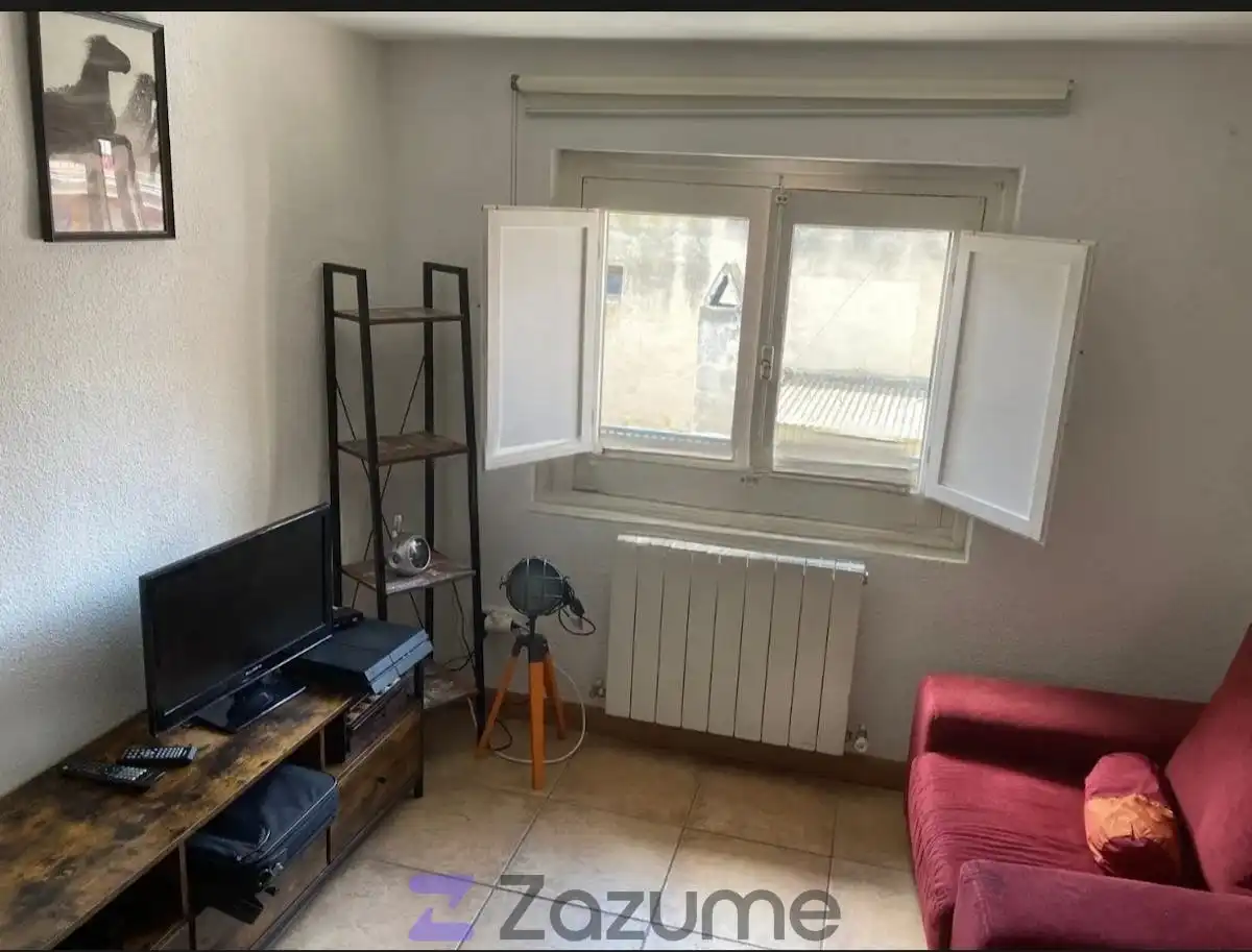 Wohnzimmer von Wohnungen zur Miete in Olite / Erriberri mit Heizung, Möbliert und Ofen