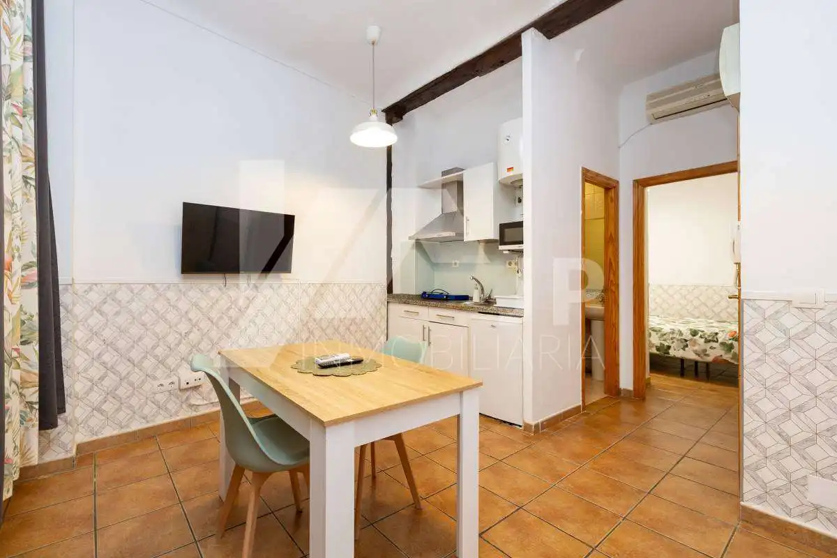 Appartamento con balcone in affitto a Calle Tundidores, imagen 4