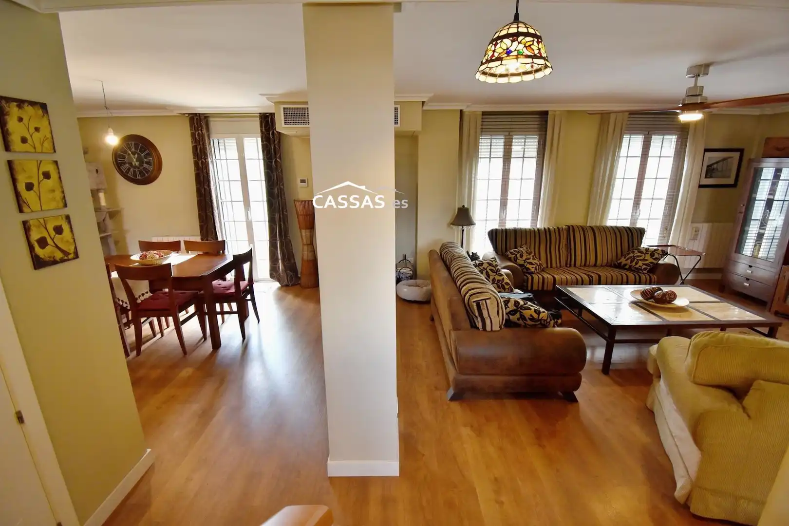 Sala d'estar de Casa adosada en venda en Torrejón de Ardoz amb Aire condicionat, Calefacció i Terrassa