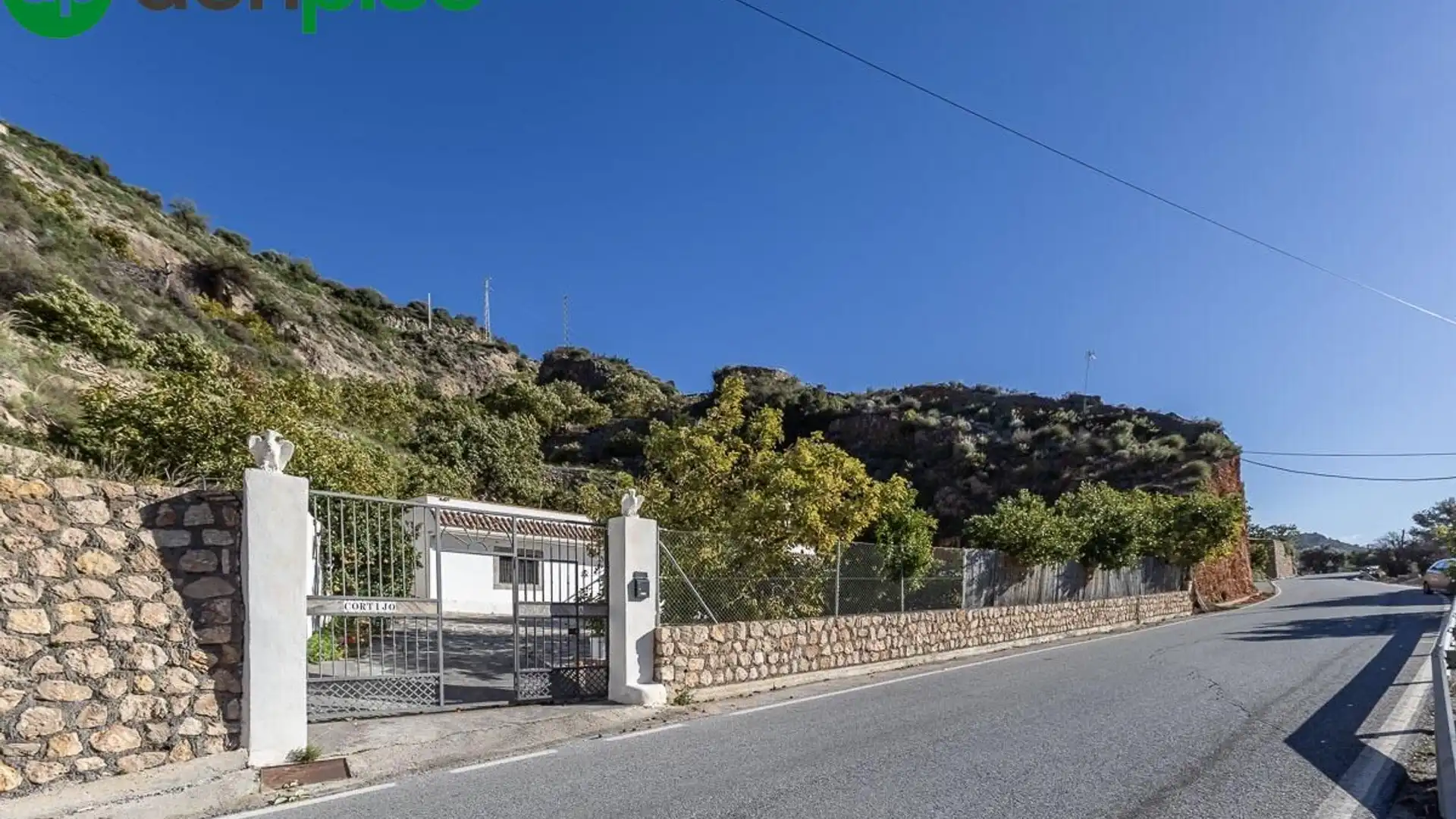 Vista exterior de Casa o chalet en venta en Los Guájares con Aire acondicionado, Jardín privado y Piscina