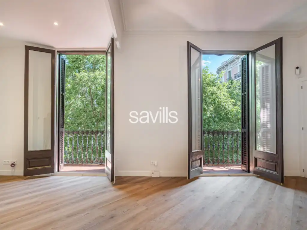 Sala d'estar de Apartament en venda en Barcelona amb Aire condicionat, Calefacció i Forn