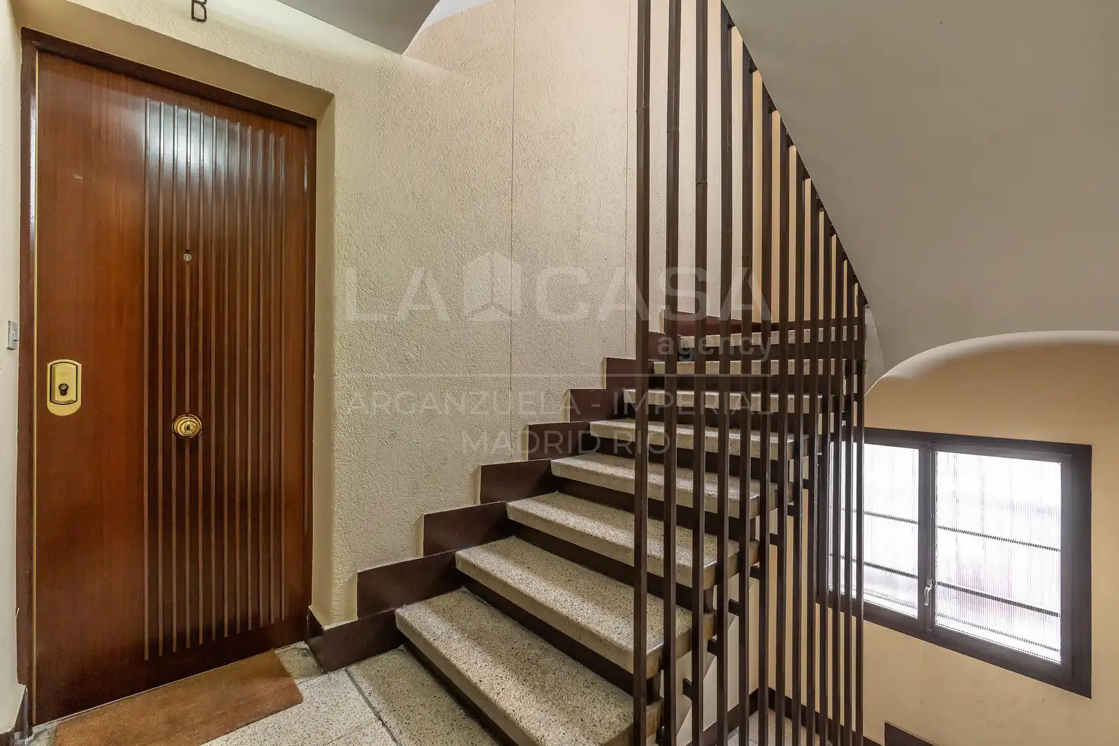 Piso en venta en Madrid con Calefacción y Trastero