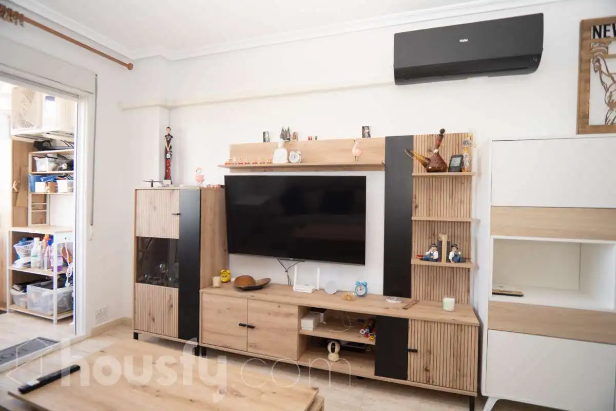 Flat with terrace for sale in Avenida de  Robleda ., imagen 3